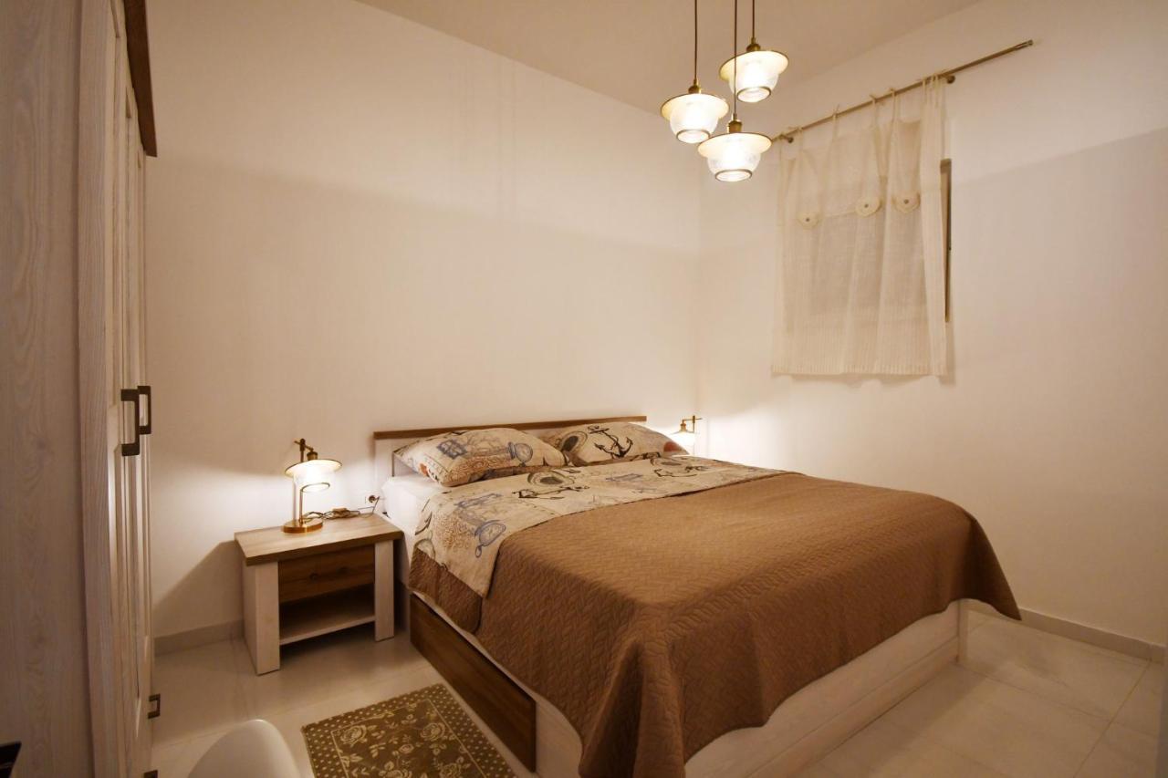 Apartment Frida Rab Banjol エクステリア 写真